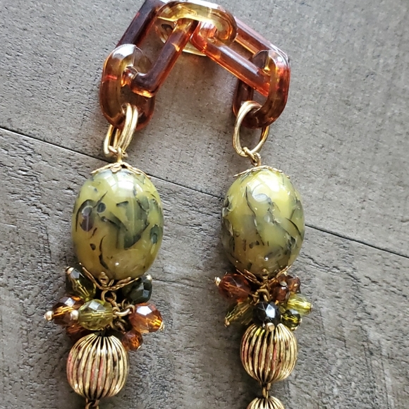 Necklace - Picture 5 of 8